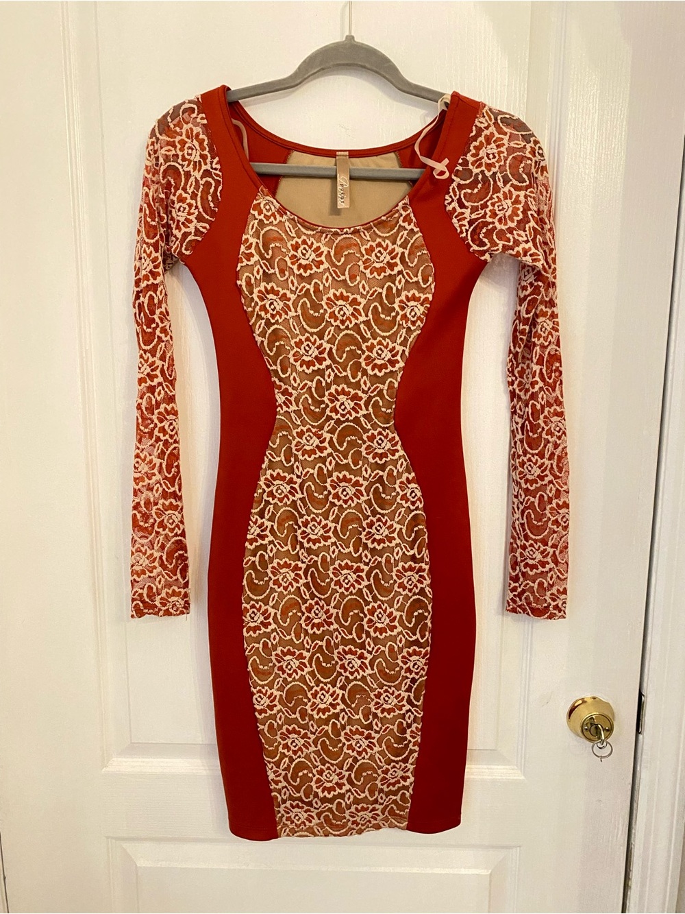 Red coral & Cream Lace-Panel Bodycon Dress